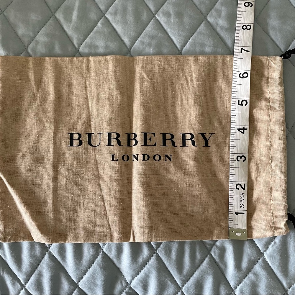 Authentic Small Burberry Dust Bag - Picture 3 of 4